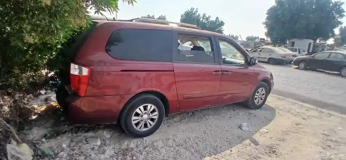 كيا كرنفال موديل 2014  تشليح قطع غيار فقط 0