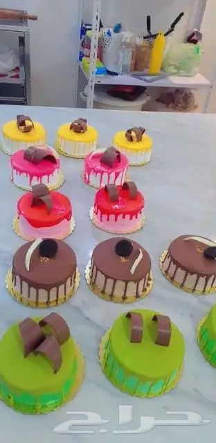 معلم حلويات شرقيه وغربية وحلويات جيزانيه وكيك زمان 9