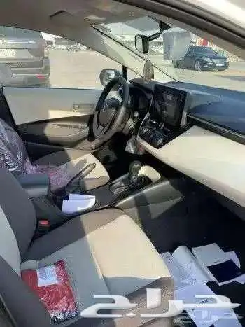 تويوتا كورلا Xli 2.0 طيس بنزين 2025 اقساط فقط 1