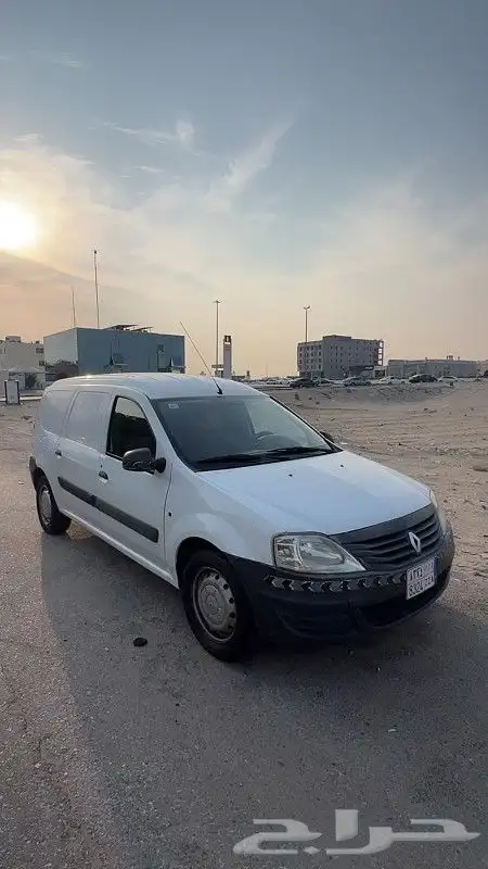 رينو دوكر2013 1