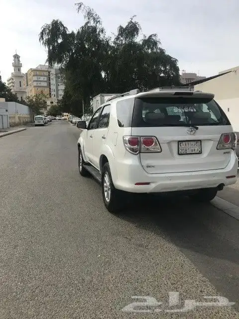 السياره فرشونر 2014 للبيع 4سلندر بدون دبل بودى وكالة سوم 40 1