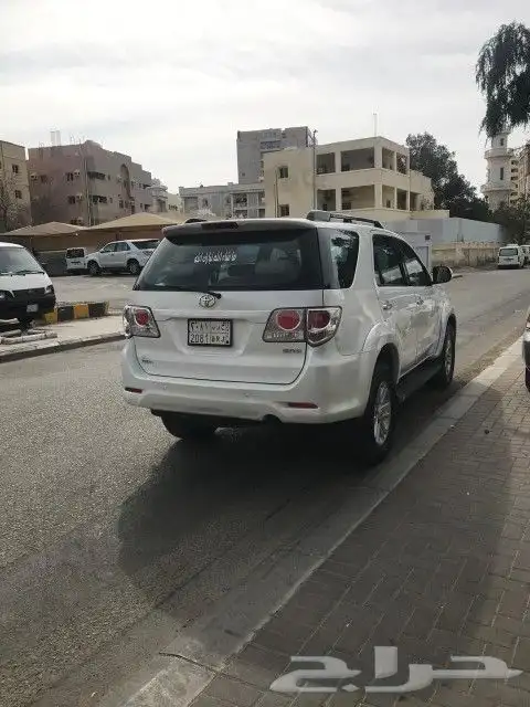 السياره فرشونر 2014 للبيع 4سلندر بدون دبل بودى وكالة سوم 40 2