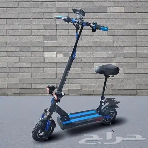 سكوتر وقوف بتصميم قوي وعملي 3