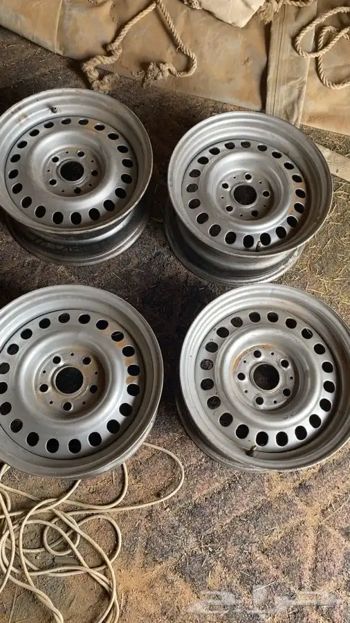 للبيع جنوط هيلكس مرسدس مقاس 15 تركب على هيلكس فقد 0