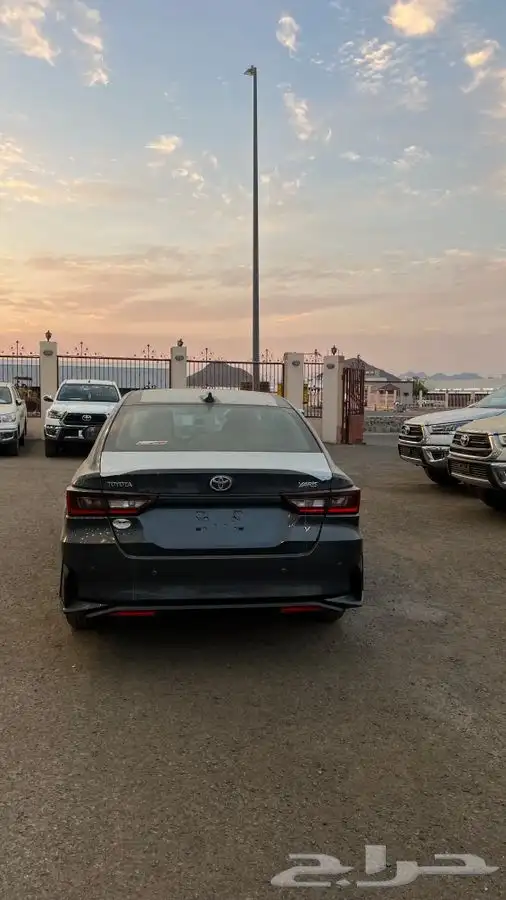 تويوتا يارس 2026 Y ابيض ورمادي السعر 59500 11