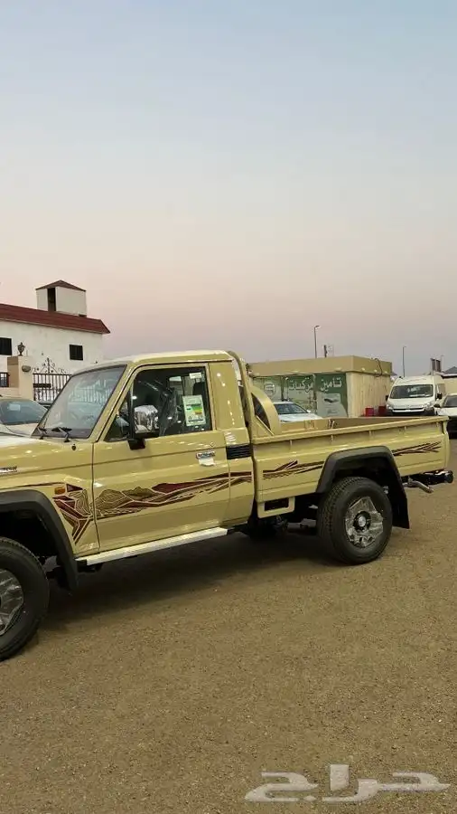 تويوتا شاص 2025 ديزل فل رفرف قير عادي اقل سعر 5