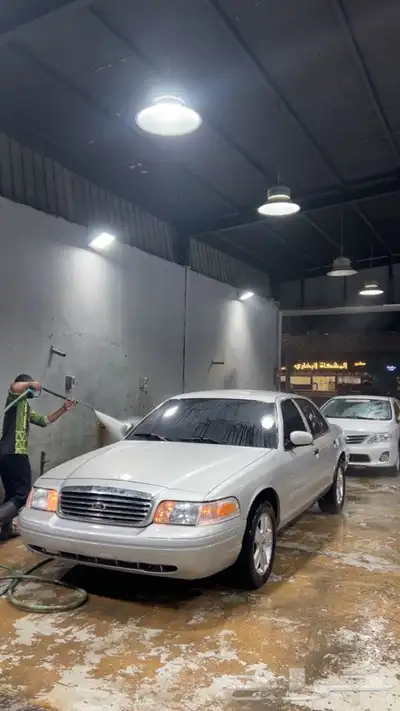 فورد فكتوريا 2011 index