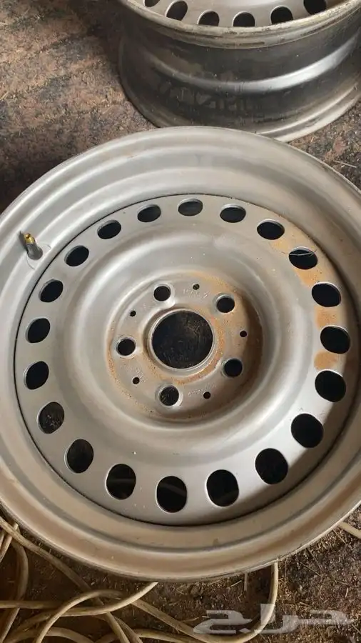 للبيع جنوط هيلكس مرسدس مقاس 15 تركب على هيلكس فقد 2