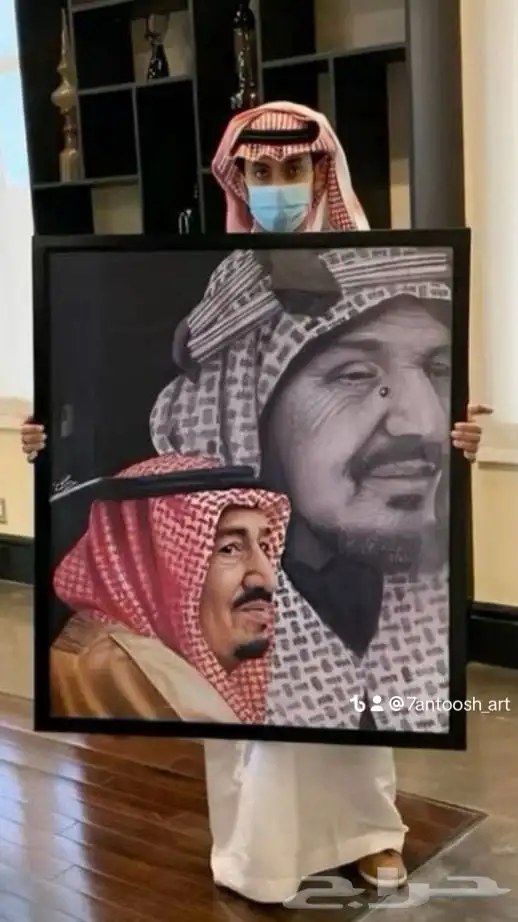 رسام شخصيات رسم يدوي 4