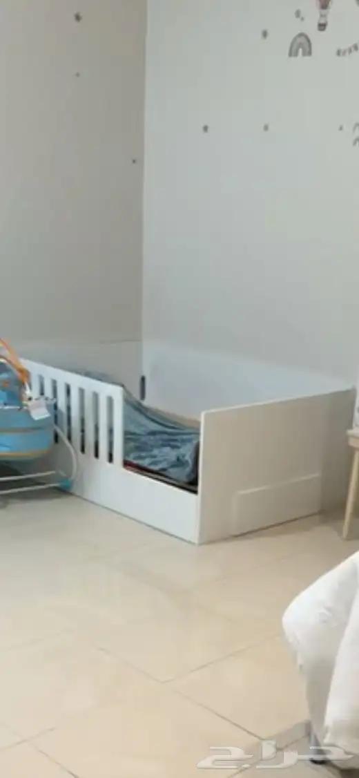 سرير اطفال 0