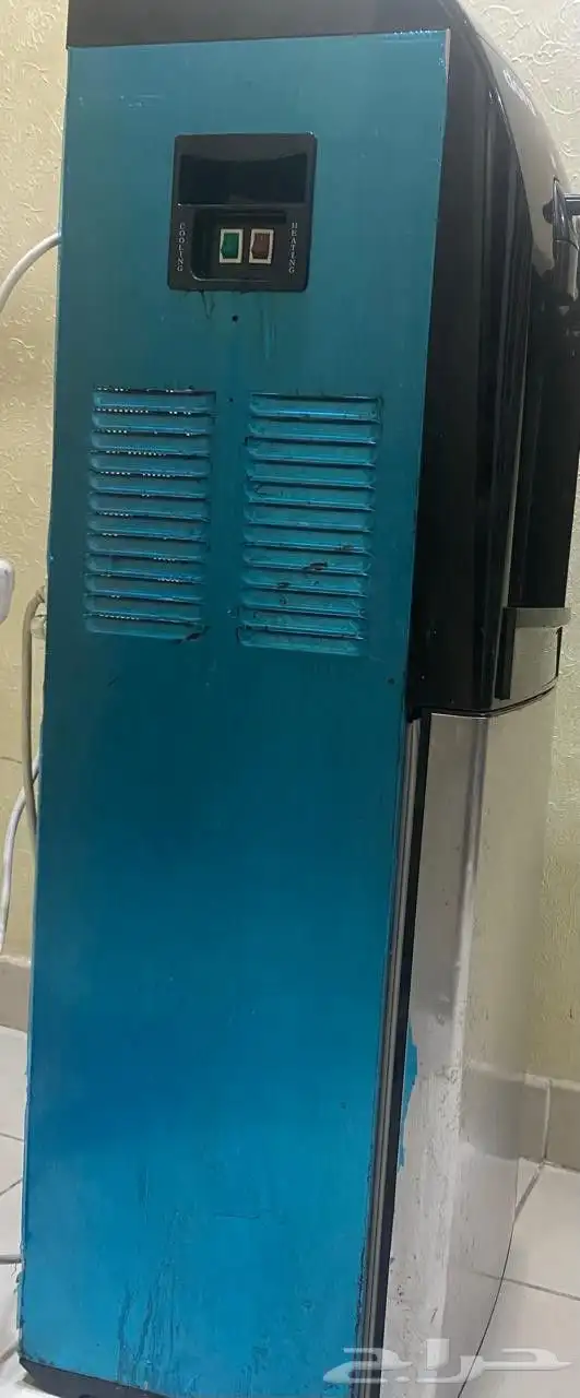 برادة مويه وطاولة ارضيه مع 3 طاولات صغيره 1