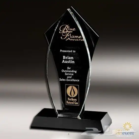 تفصيل دروع وهدايا تكريم فاخرة بأسعار المصنع تنفيذ حسب الطلب 3