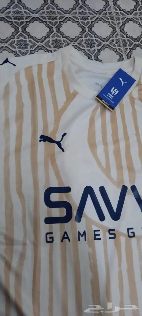 تيشيرتين الهلال للبيع 6