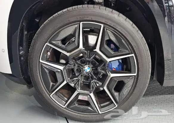 BMW XM موديل 2024 الميموني للاستيراد بكوريا 4