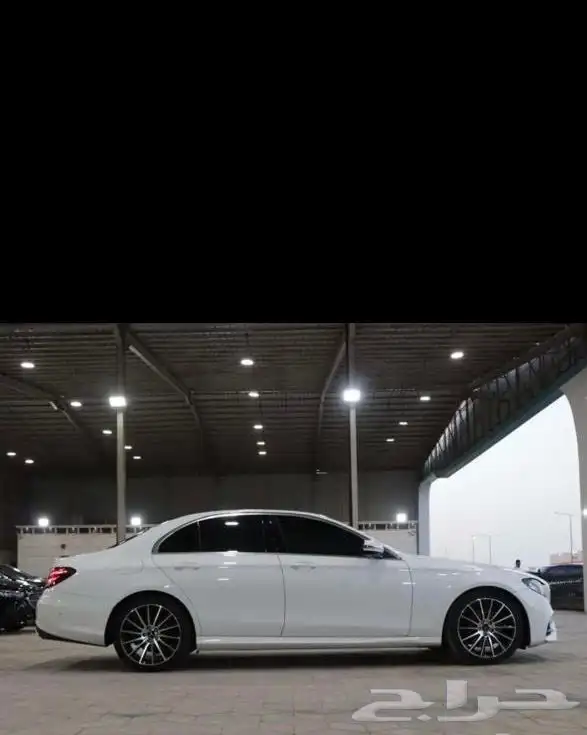 مرسيدس E200 فل كامل بحالة الوكاله 4