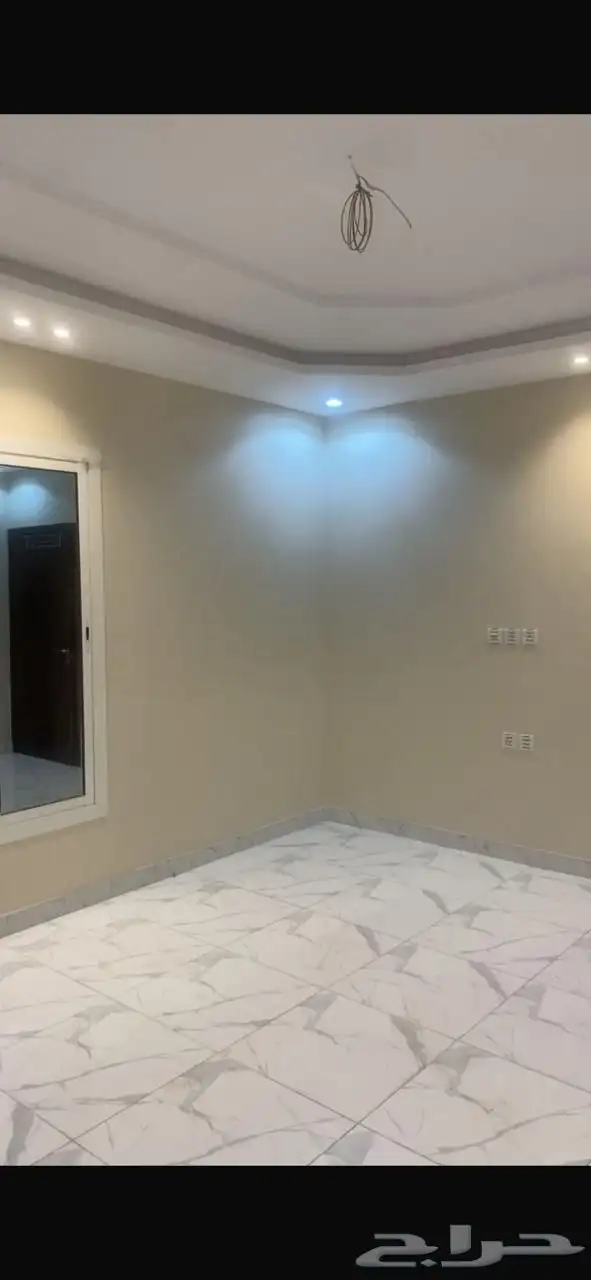 للايجار شقة بحي التيسير 5 غرف 10
