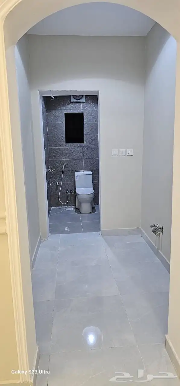 شقق غرف عزاب للايجار الحرازات 4