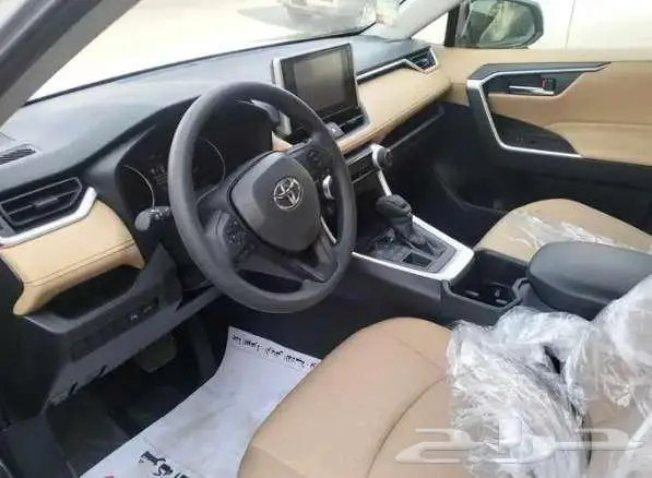 تويوتا راف فور XLE 2025 6