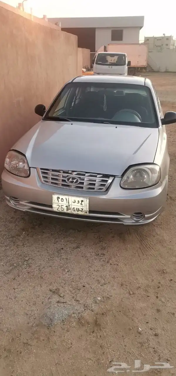 للبيع سيارة اكسنت موديل 2005 غير مجدد وغير مفحوص لوحة مميز 0