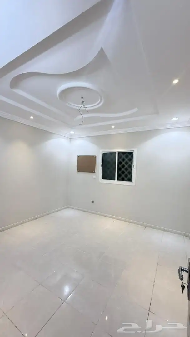 شقه 5 غرف للايجار _حي الحمدانية امام مطعم الرومانسية 15