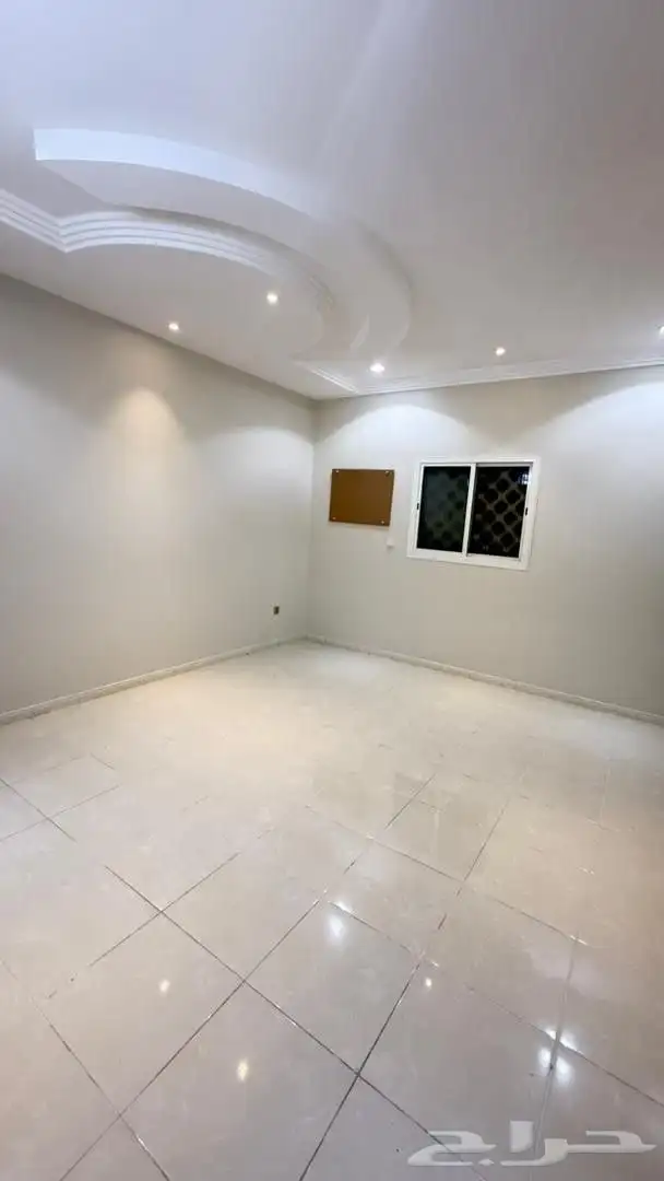 شقه 5 غرف للايجار _حي الحمدانية امام مطعم الرومانسية 7