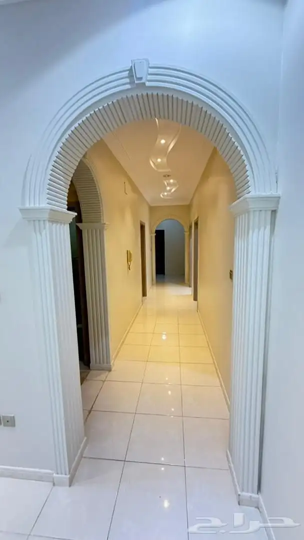 شقه 5 غرف للايجار _حي الحمدانية امام مطعم الرومانسية 6