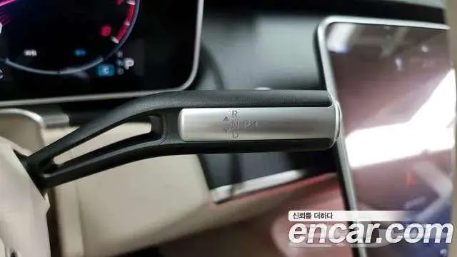 Mercedes-Benz S-Class 2023 S450L 4MATIC 16