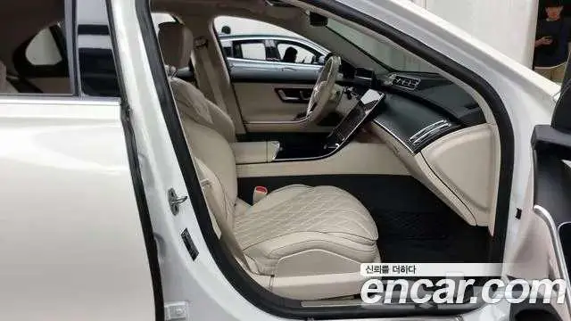 Mercedes-Benz S-Class 2023 S450L 4MATIC 8