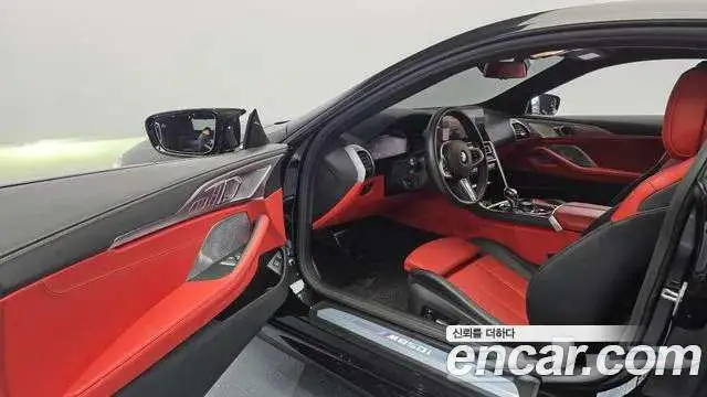 2024 BMW 8-series (G15) M850i xDrive ماشي 5000 KM فقطط 4