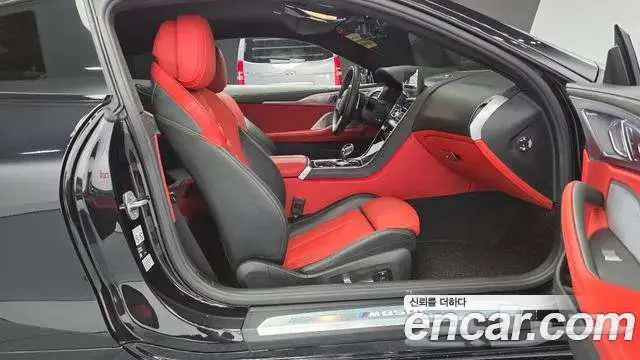 2024 BMW 8-series (G15) M850i xDrive ماشي 5000 KM فقطط 11
