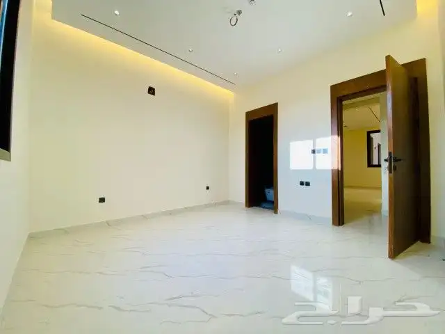 شقه للبيع بحي المهديه 15