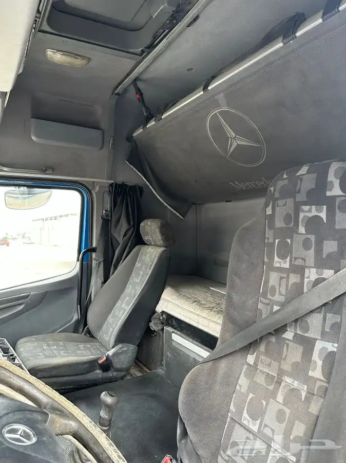 للبيع تريلة اكسور مع تيدر ماء 3