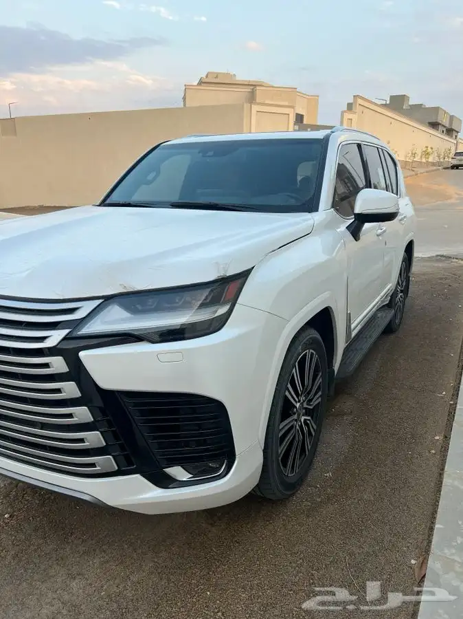 للبيع جيب لكزس 0