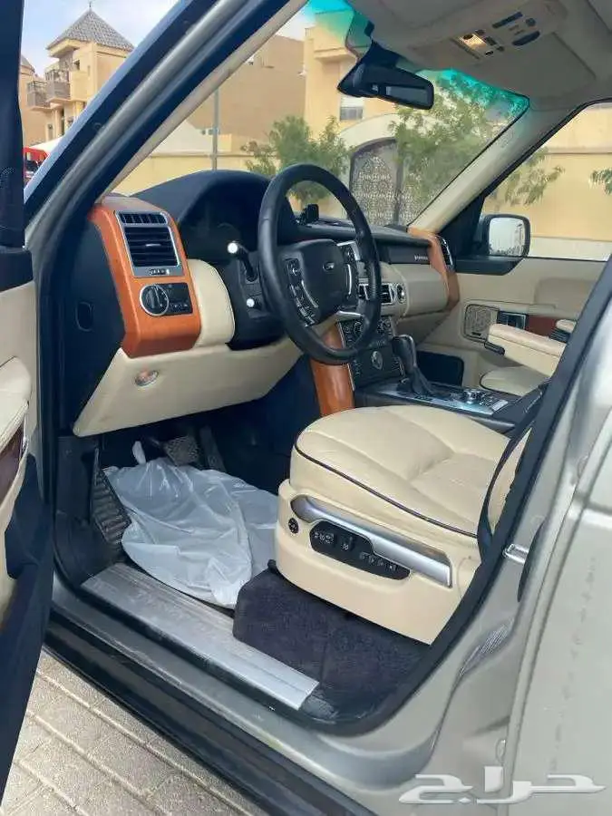 رنج روفر فوج 2010 1