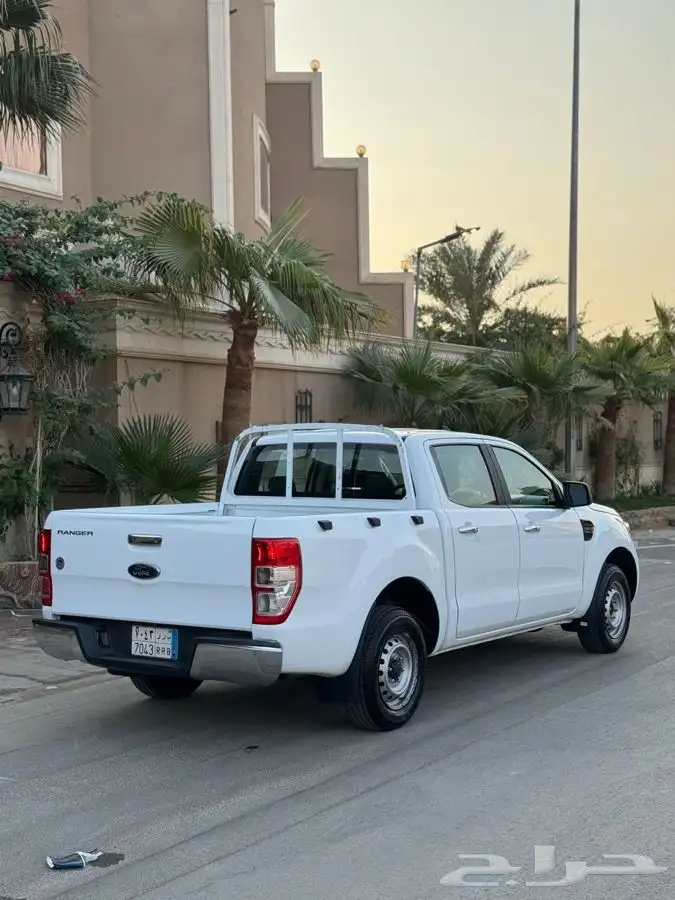 فورد رنجر 2019مخزن وشبه جديده 4