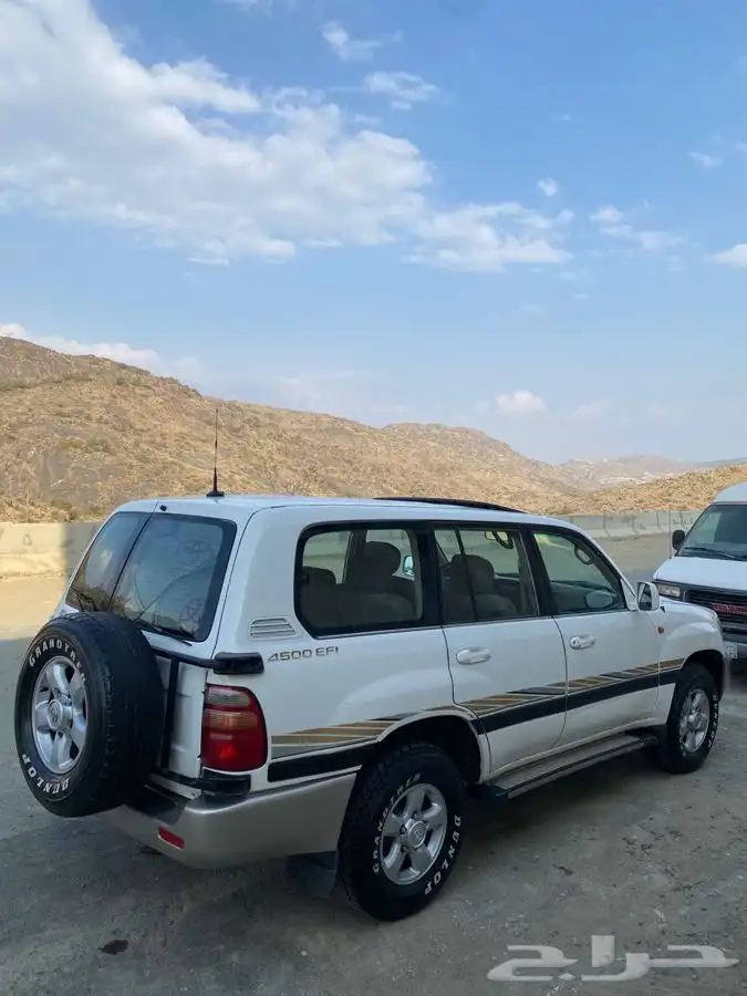 جيب جي اكس موديل 2000 0