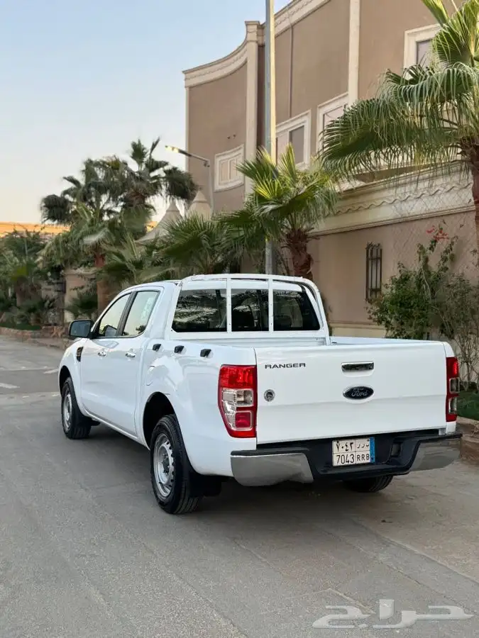 فورد رنجر 2019مخزن وشبه جديده 2