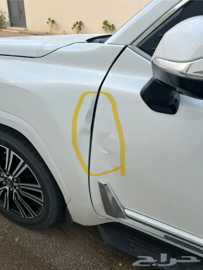 للبيع جيب لكزس 6