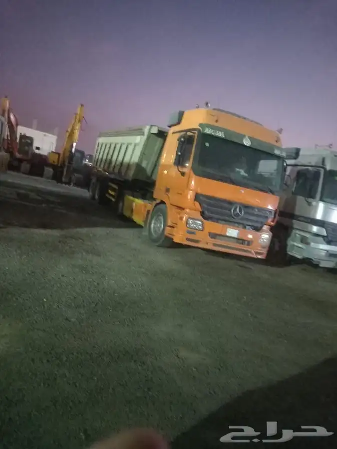 اكتروس البيع مع صندوق قلاب مقاس 18 1