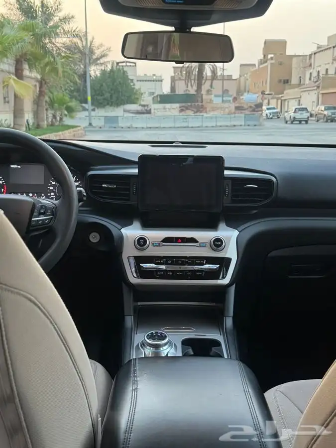 فورد اكسبلورر 2021دبل بحاله ممتازه 14