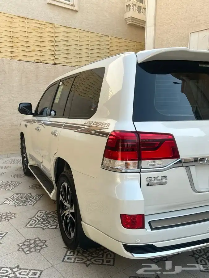 للبيع لاندكروزر جكسار 2016 14