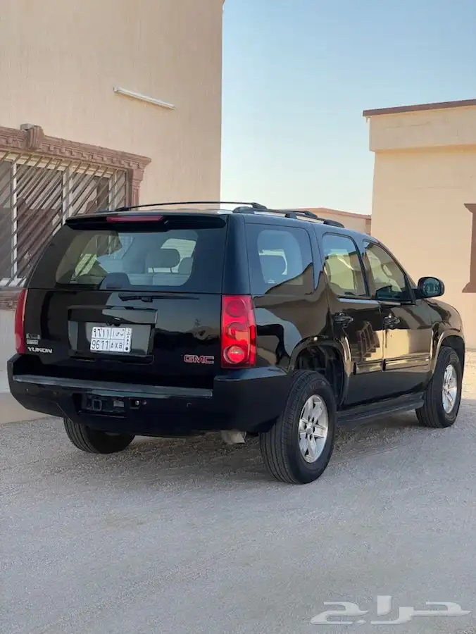 للبيع يوكن 2010 دبل 3