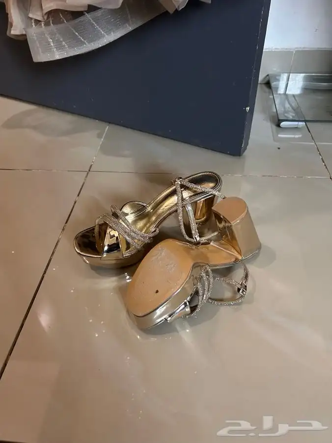 فستان و كعب 0