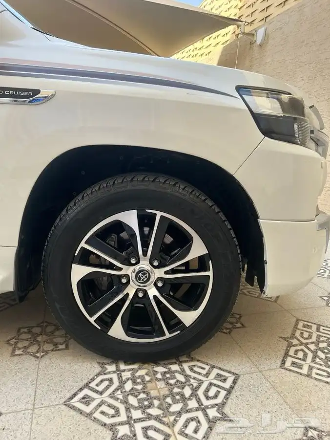 للبيع لاندكروزر جكسار 2016 5