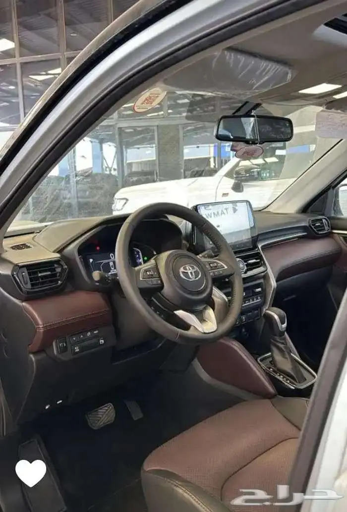 تويوتا اوربان كروزر فل كامل موديل 2026 5