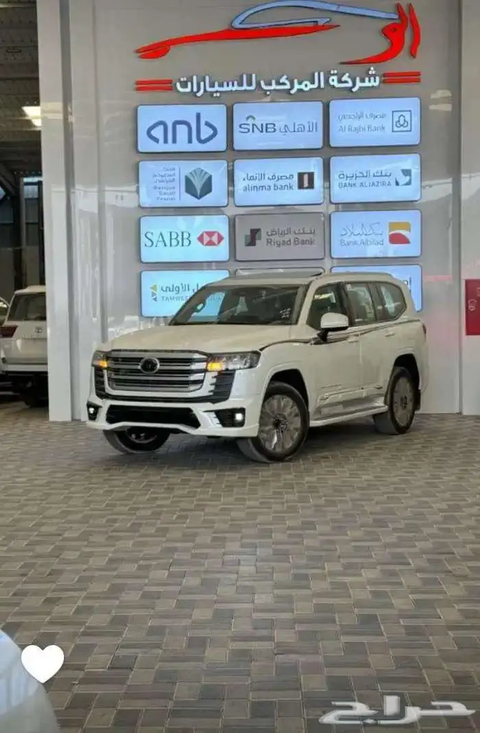 تويوتا لاند كروزر GXR L5 بريمي تنفس طبيعي 2025 1