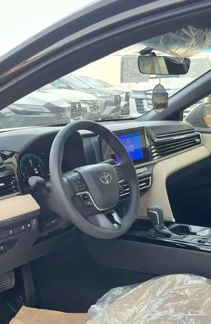 تويوتا كامري LE 5