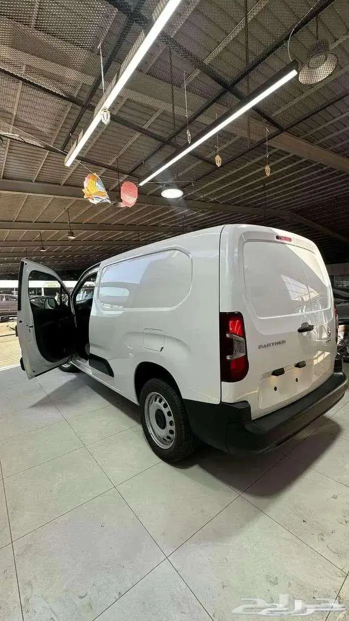 بيجو بارتنر طويل ديزل جير عادي 2024 اوتو ون 3