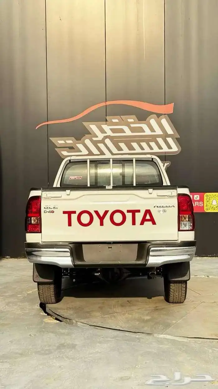 تويوتا هايلوكس GL2 ديزل دبل 2025 لدى شركة عبدالمجيد الخضر 13