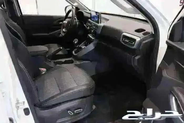 شانجان هنتر اوميجا اوتوماتيك استاندر 2025 9